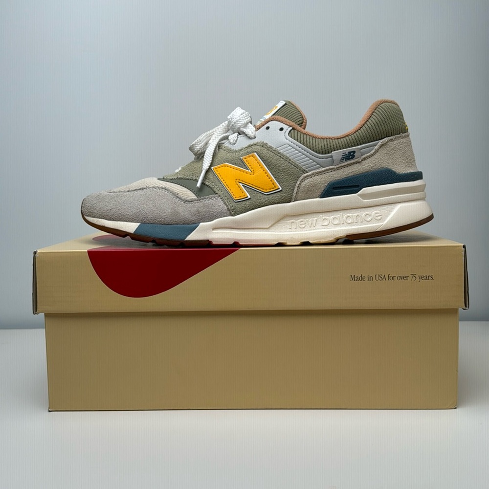 NEW BALANCE 997H - like New w/ Box